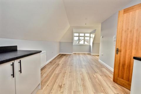 2 bedroom flat to rent, 3-5 Elm Grove, Eastbourne