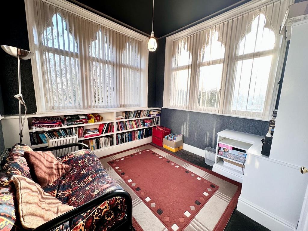 Torret Reading READING ROOM