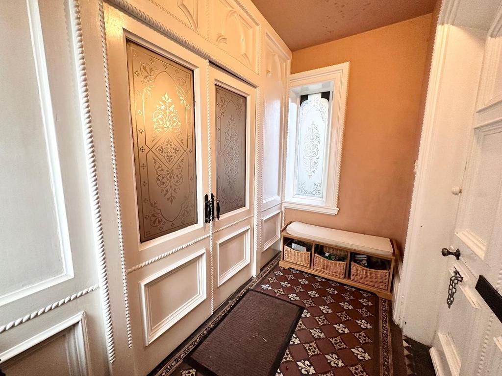 Entrance  lobby
