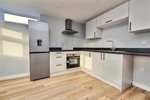 1 bedroom flat to rent, 3- 5 Elm Grove, Eastbourne