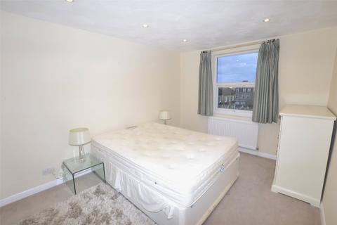 1 bedroom apartment to rent, Worple Road, London SW19