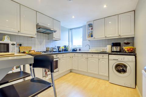 1 bedroom apartment to rent, Worple Road, London SW19