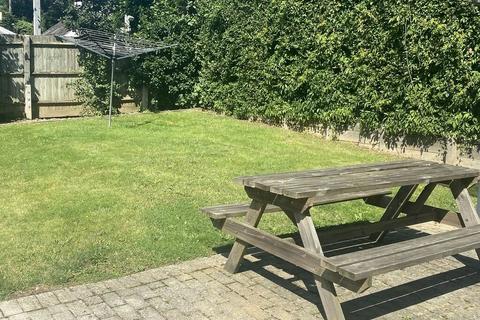 1 Park View, Sturry, Canterbury, CT2 0NW