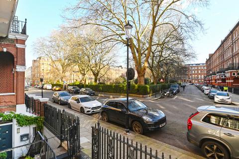 1 bedroom apartment for sale, Nevern Square, London, SW5