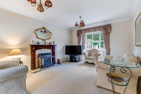 4 bedroom detached house for sale, The Copse, Burley in Wharfedale LS29