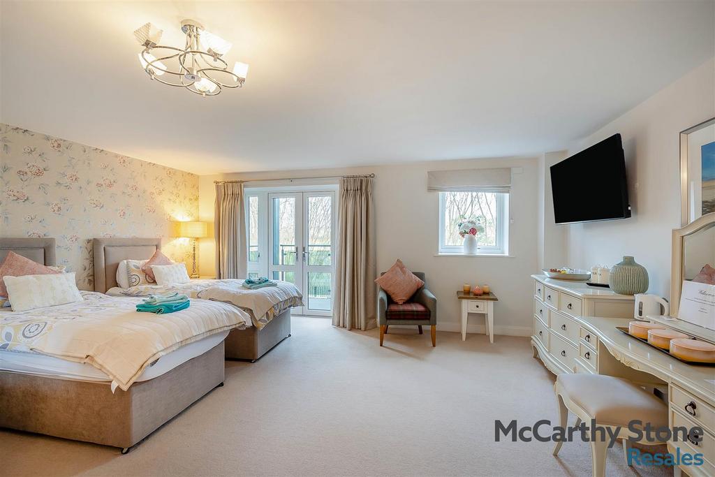 8634585-interior07.jpg