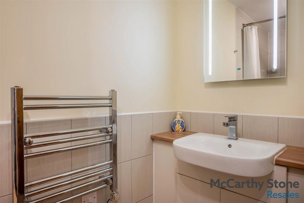 8634585-interior16.jpg