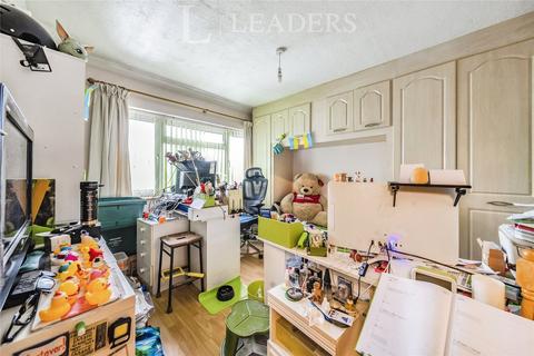 16 Cherry Grove, Tonbridge, TN10 4NA