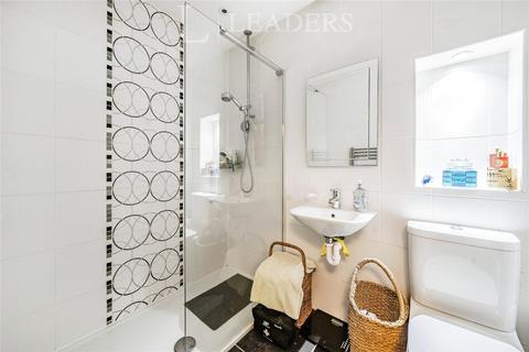 16 Cherry Grove, Tonbridge, TN10 4NA