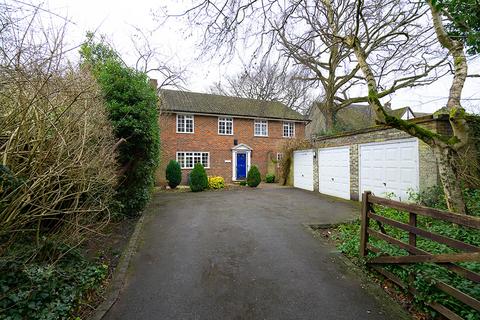 5 bedroom detached house for sale, Common Road, Ingatestone CM4