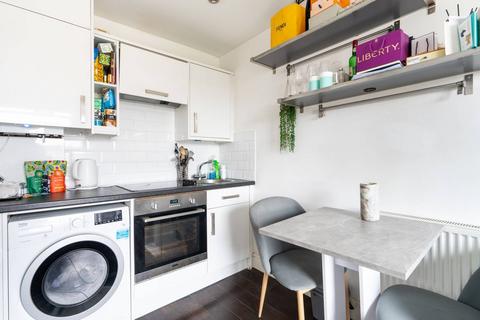 1 bedroom flat to rent, Newton Road, Westbourne Grove, London, W2