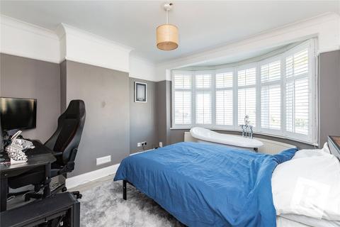 35 Beulah Road, Hornchurch, RM12 4YR