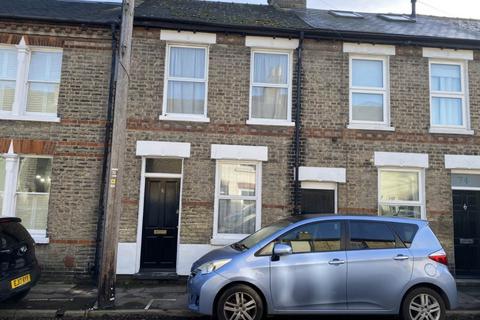 2 bedroom house to rent, Catharine Street, Cambridge,