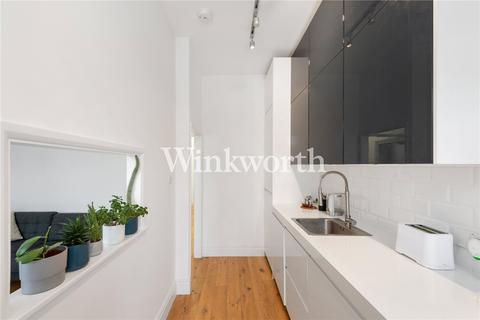 2 bedroom apartment for sale, Lausanne Road, London, N8