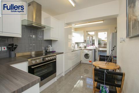 107 Monks Road, Enfield, EN2 8BG