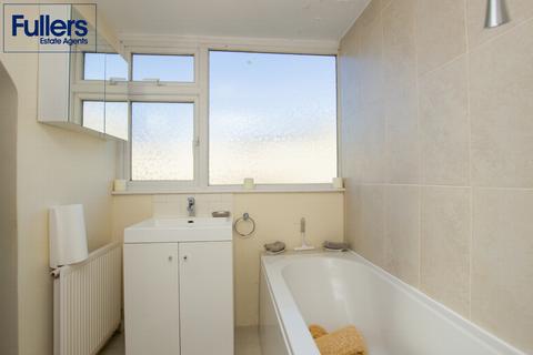 107 Monks Road, Enfield, EN2 8BG