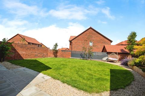 4 bedroom detached house for sale, Ridge Grove, Gloucester GL3