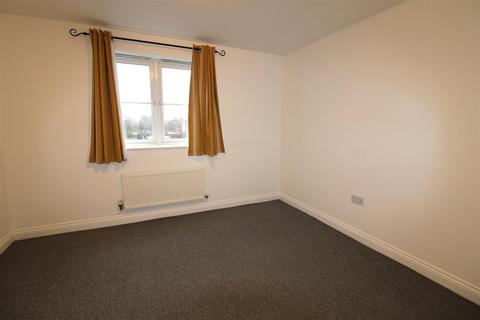 2 bedroom apartment to rent, Edgefield, West Allotment