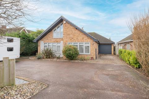 3 bedroom chalet for sale, Leathway, Ormesby