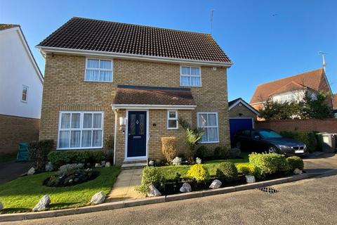 3 bedroom detached house for sale, Sovereign Close, Rochford