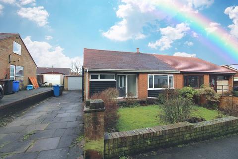 2 bedroom semi-detached bungalow to rent, Beech Walk, Wigan, WN3