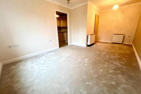 2 bedroom flat for sale, Castle Gardens, Kesgrave