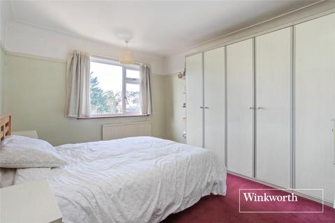 4 bedroom semi-detached house for sale, Fitzjohn Avenue, High Barnet, EN5