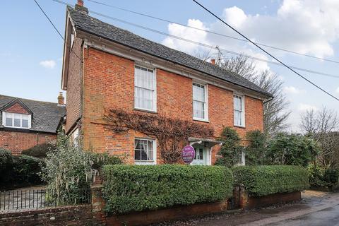 4 bedroom semi-detached house for sale, Dippenhall Street, Crondall, Farnham, Hampshire, GU10