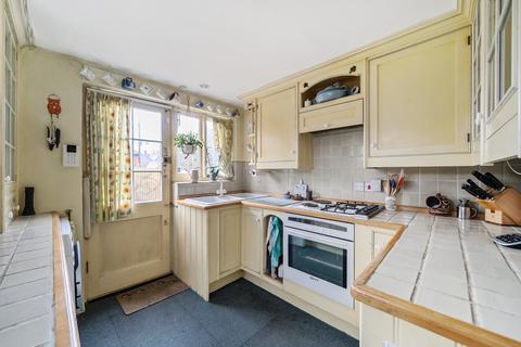 4 bedroom semi-detached house for sale, Dippenhall Street, Crondall, Farnham, Hampshire, GU10