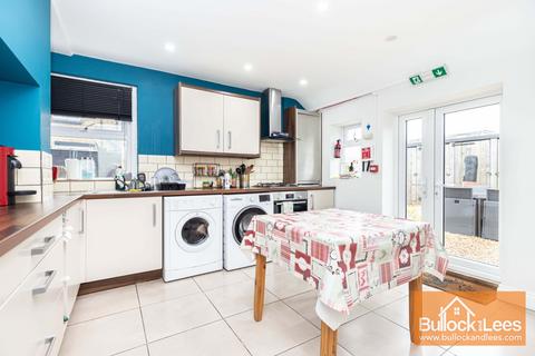 15 Tower Road, Boscombe, Bournemouth, BH1 4LA