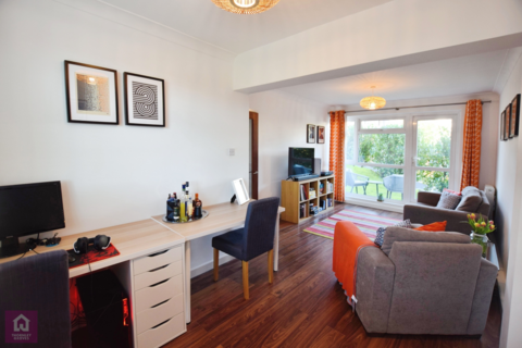 2 bedroom flat for sale, Townfield Gardens, Townfield Road, Altrincham, Greater Manchester, WA14