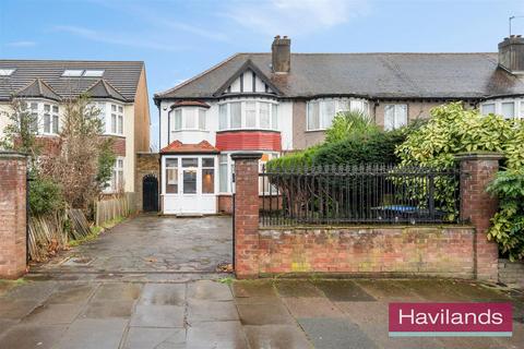 3 bedroom end of terrace house for sale, Park Avenue, Enfield