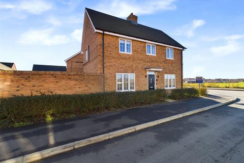 3 bedroom detached house for sale, Sedgwick Street, Aylesbury HP17