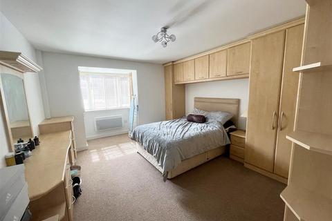 1 bedroom apartment to rent, Central Place, Station Road, Wilmslow