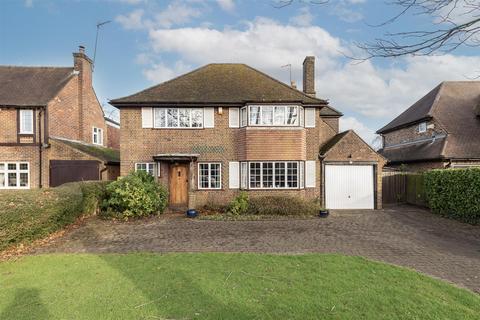 4 bedroom detached house for sale, Roundwood Park, Harpenden