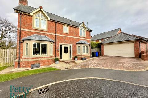 4 bedroom detached house for sale, Grenfell Gardens, Colne