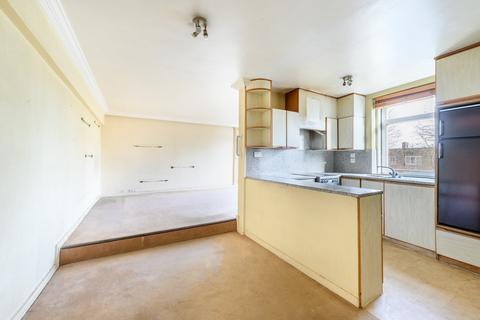 1 bedroom flat for sale, Chester Court, Albany Street, London