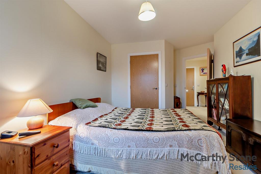 8633739-interior14-800.jpg