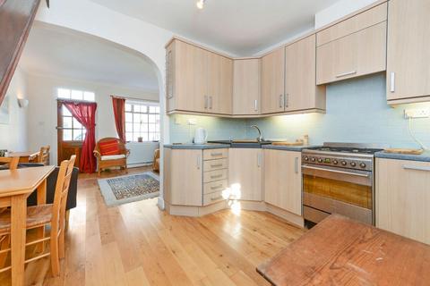 2 bedroom cottage for sale, Warwick Place, Ealing, W5