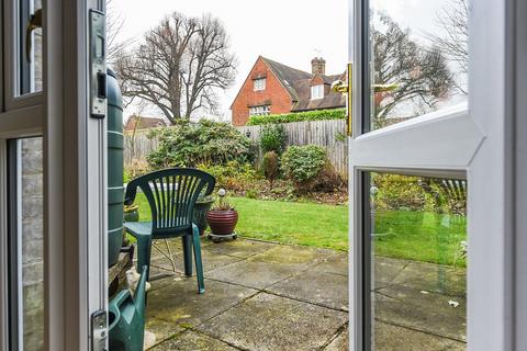 2 bedroom retirement property for sale, Adams Way, Alton, Hampshire