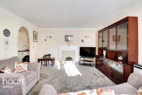 1 bedroom retirement property for sale, Brancaster Road, Ilford