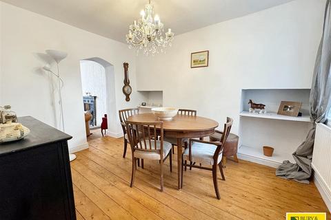 4 bedroom terraced house for sale, West Road, Buxton