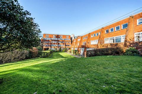 2 bedroom apartment for sale, Woodside Park Road, London N12