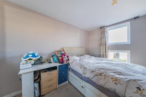 2 bedroom apartment for sale, Woodside Park Road, London N12