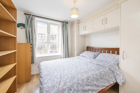 1 bedroom flat for sale, Aland Court, Finland Street, London