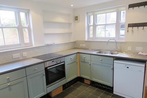1 bedroom detached house to rent, Ellisfield, Basingstoke, Hampshire, RG25