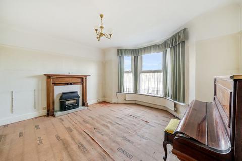 4 bedroom semi-detached house for sale, Old Bath Road, Gloucestershire GL53