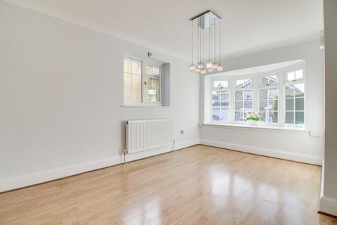 4 Adel Park Close, Adel, Leeds, LS16 8HR