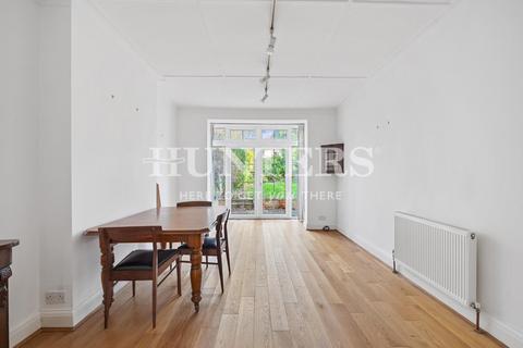 3 bedroom house to rent, Llanvanor Road, Hampstead, London