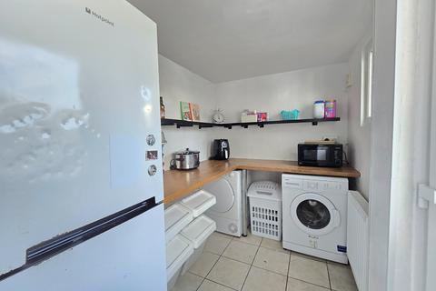 32 Dudley Place, Barry, CF62 7HZ